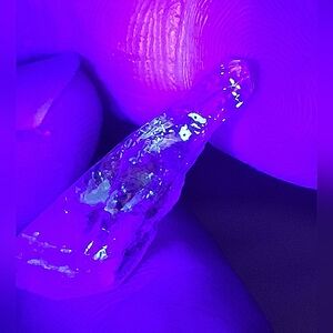 15.50ctw Petroleum HERKIMER Crystal Fluorescent Oil Bladder Enhydro Inclusions